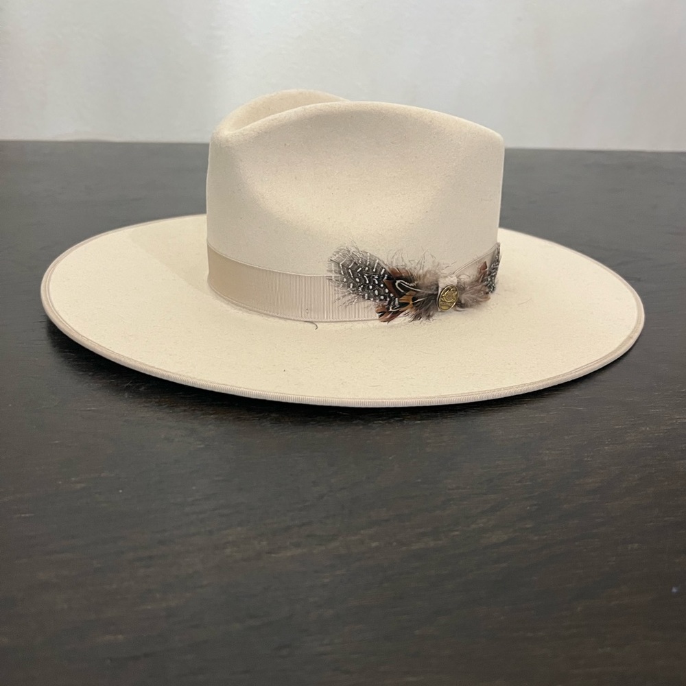 STETSON - felt hat (size small) - Like new (worn once!)